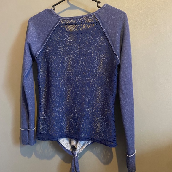 Vanity | Long Sleeve Front Tie Up - Picture 2 of 3